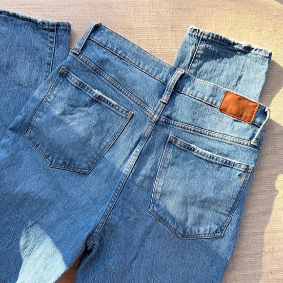 Madewell Women's Classic Straight Jean - Picture 4 of 15